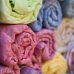 Come creare colori per tessuti con ingredienti naturali