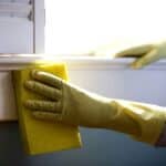 4 trucchetti per disinfettare con l’aceto