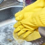 Come pulire il lavello della cucina in acciaio inox