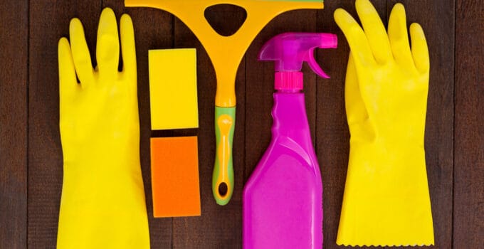 set of cleaning equipment 2021 08 28 17 24 18 utc 1