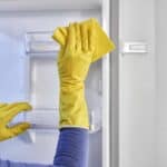 Come pulire il frigorifero: Ecco tutti i consigli indispensabili per tenere tutto pulito