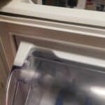 Come pulire la gomma del frigorifero: 4 Trucchetti su come fare passo dopo passo