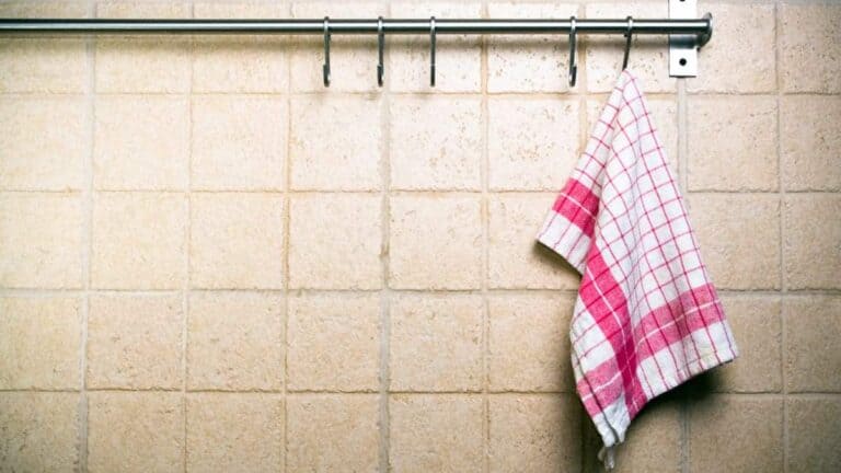 Acquista 2 pezzi di panno per la pulizia, strofinacci in filo metallico per risparmiare manodopera, design a foro fine, straccio per pulire la pentola per la cucina domestica in Italia a partire