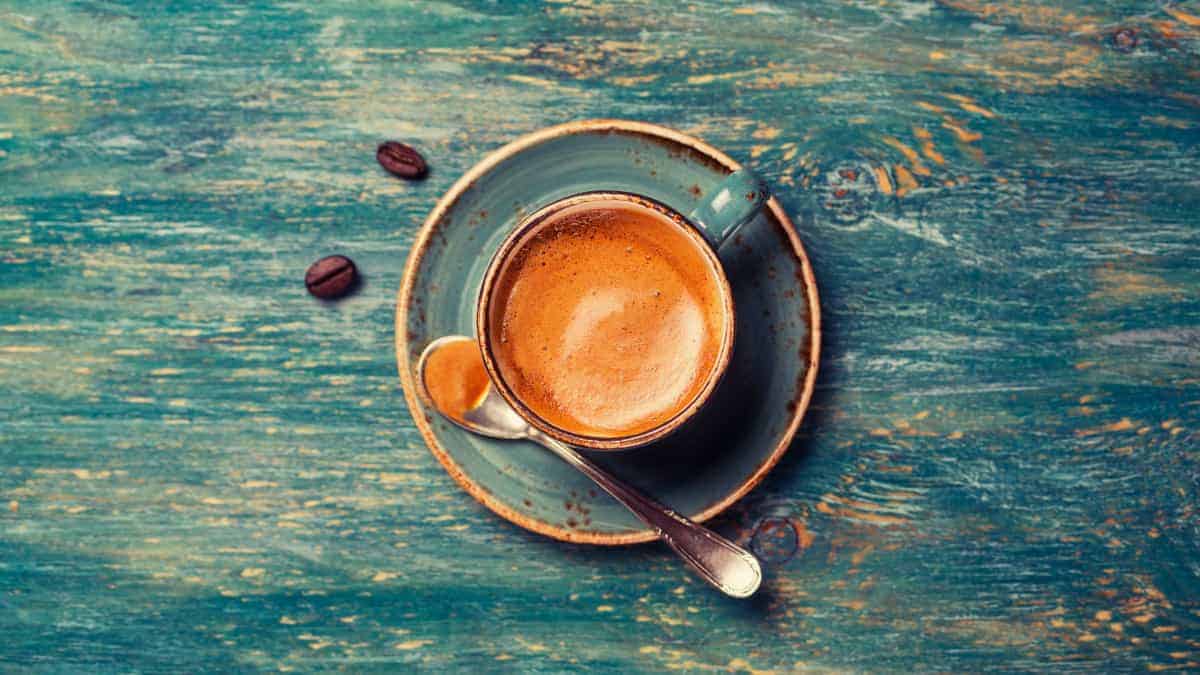 Il consumo regolare di caffè porta benefici per la salute, affermano gli scienziati