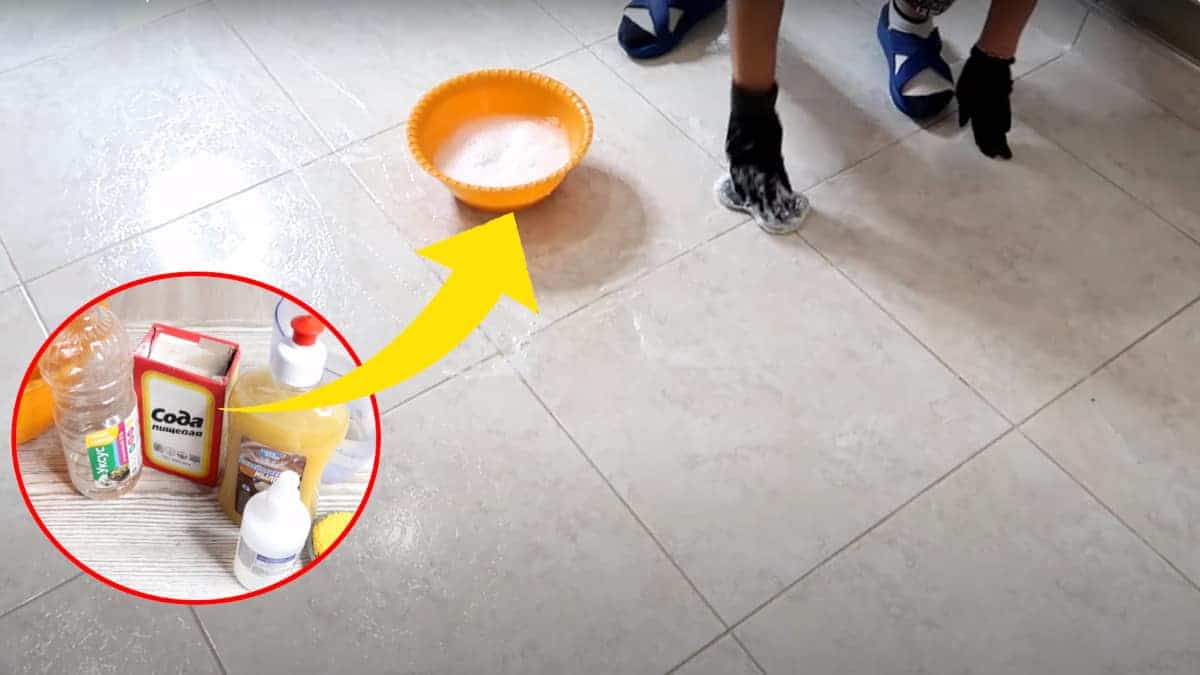 Ecco come pulire i pavimenti della cucina utilizzando gli ingredienti che hai in casa