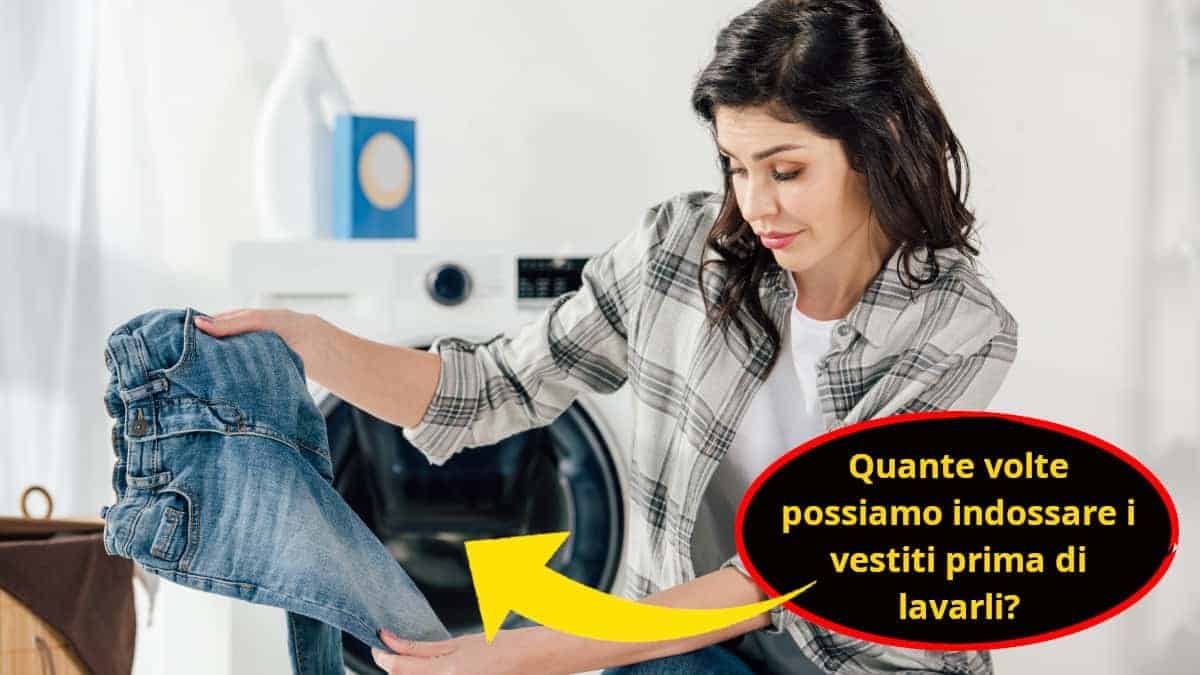 Ecco il consiglio degli esperti su quante volte si possono indossare jeans e pigiama prima di lavarli.