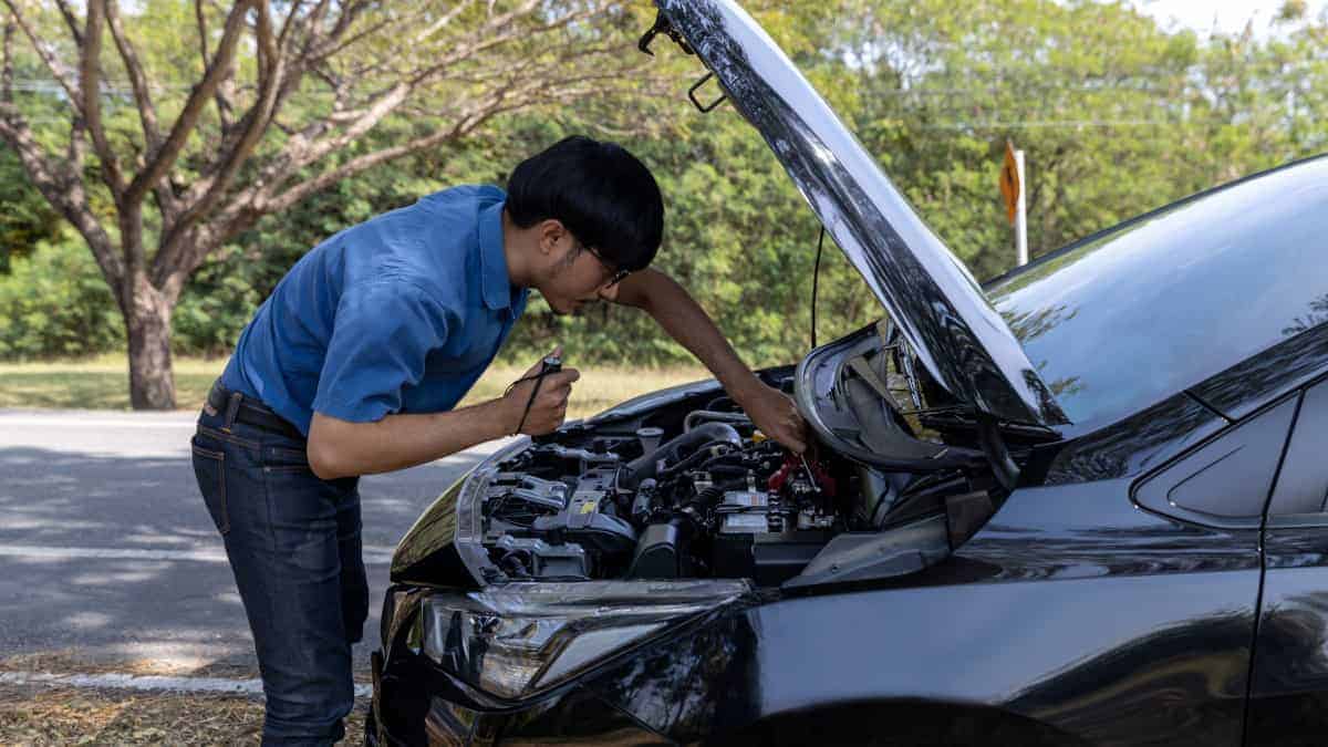 Come avviare l’auto con la batteria scarica senza l’ausilio di un’altro veicolo.