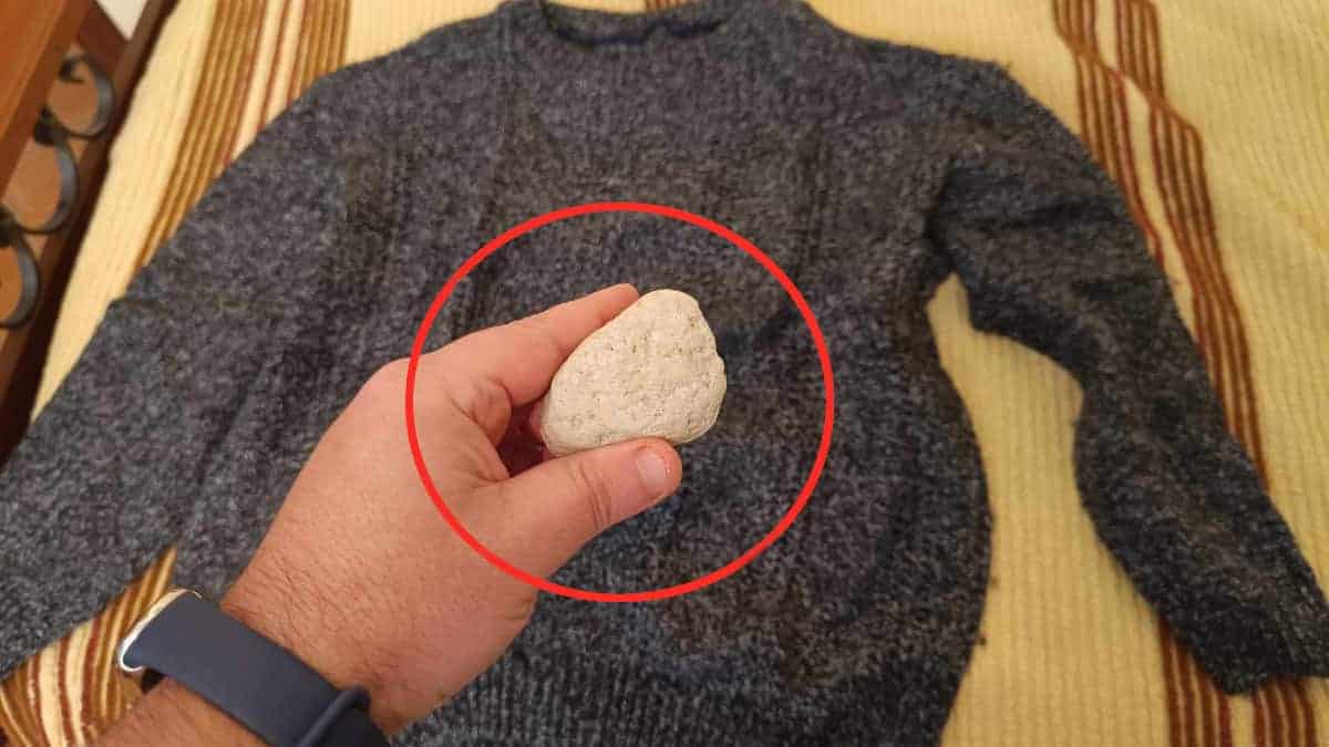 Non hai un levapelucchi? Scopri questi metodi sorprendenti per far sembrare il tuo maglione come nuovo!