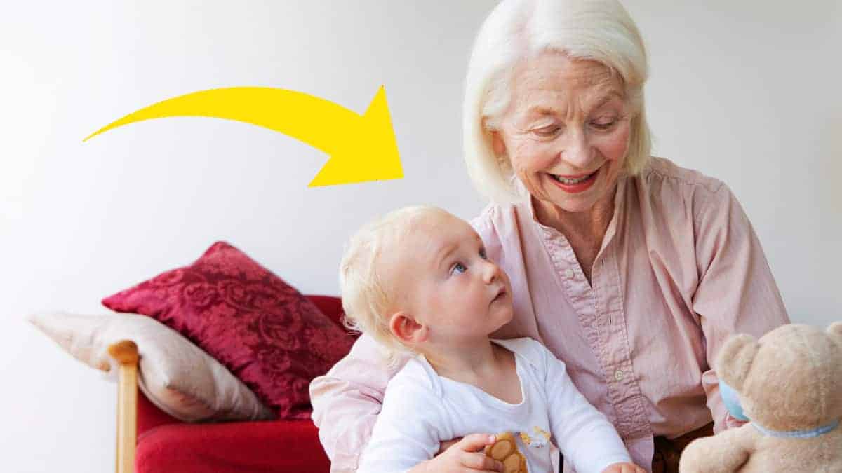 Una teoria afferma che le nonne materne hanno un legame speciale con i nipoti