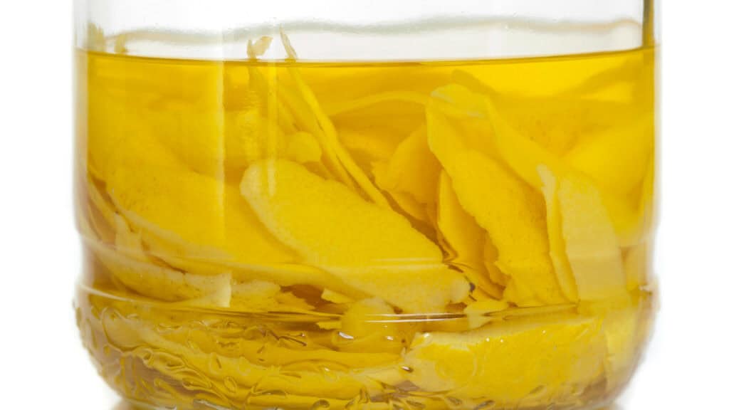 Le tue piante sono appassite? Con il trucco del limone riuscirete a ravvivarli