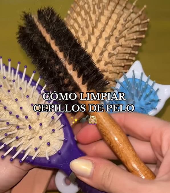 Come pulire le Spazzole per capelli in pochi semplici passi